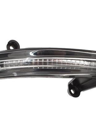 Правый поворотник повторитель поворотов renault megane iv 2015- 963066605r