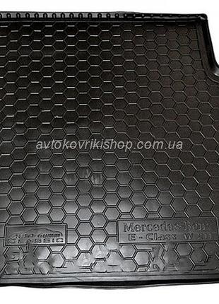 Резиновый коврик багажника mercedes-benz w211 e 2002- (седан) avto-gumm
