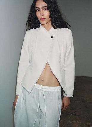 Блейзер с баской и бахромой zw collection