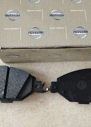 Колодки гальмівні передні (оригінал) на infiniti jx(l50), qx60/ nissan murano iii (z52), systemfinder iv (r52)