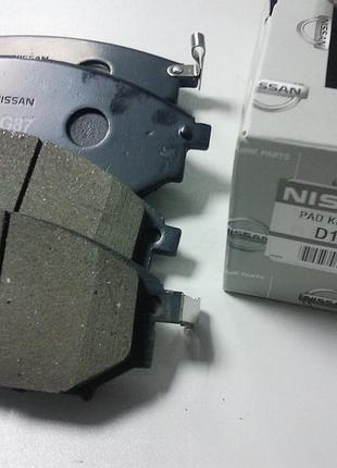 Колодки тормозные передние (оригинал) на infiniti ex, fx, g, m 35, m37, q60, q70, qx50