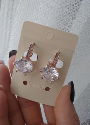 Серьги. бижутерия.