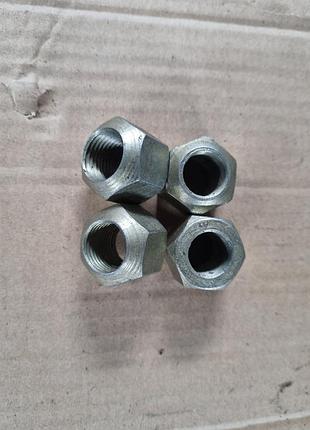Гайка балонная м16×1,5 ключ 24 правая