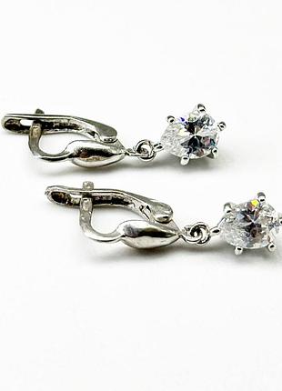 Серебряные серьги с фианитами