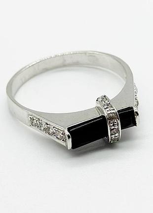 Серебряное кольцо со вставкой фианит/оникс, размер 19,5, вес: 3.1 г