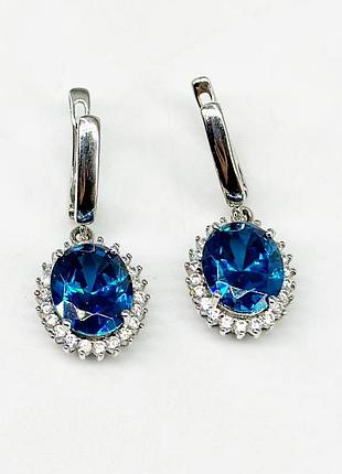Серебряные серьги с фианитами