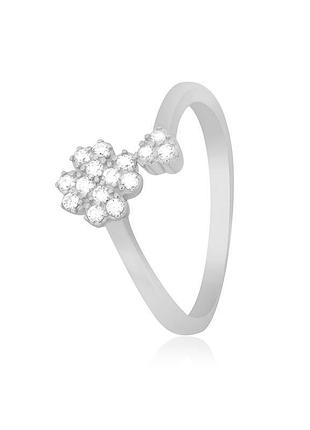 Серебряное кольцо с фианитами