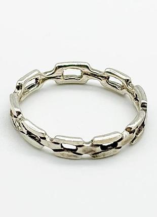 Серебряное кольцо