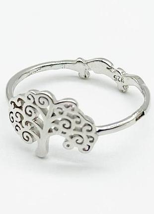 Серебряное кольцо, размер 16,0, вес: 1.3 г