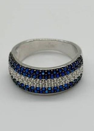 Серебряное кольцо с фианитами, размер 16,0, вес: 3.2 г