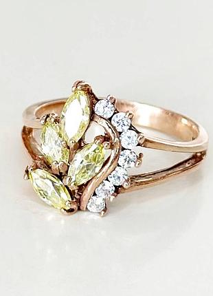 Серебряное кольцо со вставкой фианит