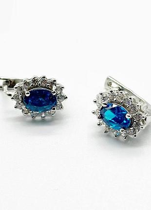Серебряные серьги с фианитами