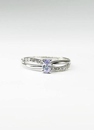 Серебряное кольцо с фианитами, размер 15,5, вес: 1.6 г