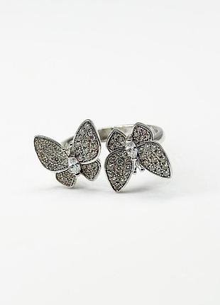 Серебряное кольцо в стиле "van cleef и arpels" с фианитами, размер 17,5, вес: 3.6 г