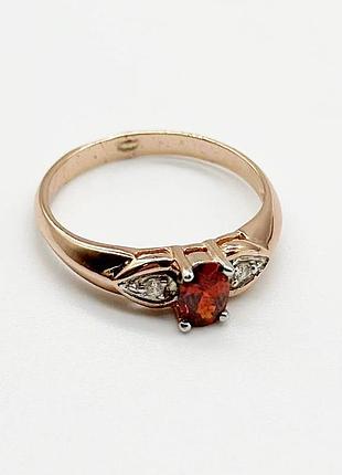 Серебряное кольцо с фианитами, размер 16,0, вес: 2.1 г
