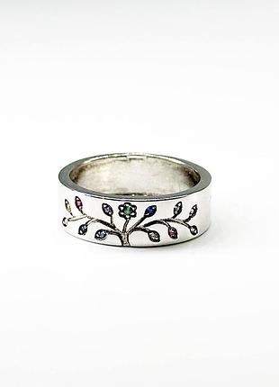 Серебряное кольцо с фианитами, размер 16,0, вес: 4.0 г
