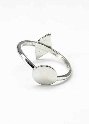Серебряное кольцо, размер 15,0, вес: 1.6 г