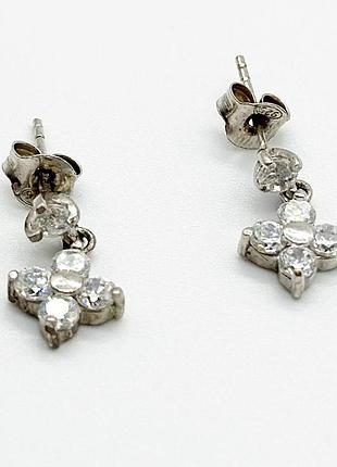 Серебряные серьги с фианитами