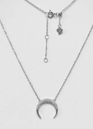 Серебряное колье с месяцем и фианитами, размер 43 см x 0,1 см, вес: 2.2 г