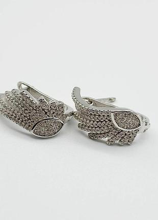 Серебряные серьги с фианитами