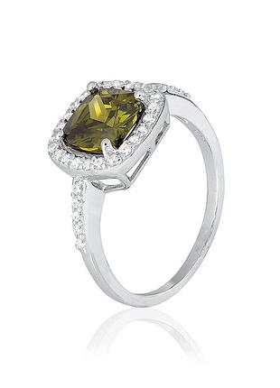 Серебряное кольцо с бледно-зелеными фианитами, размер 16,0, вес: 3.3 г