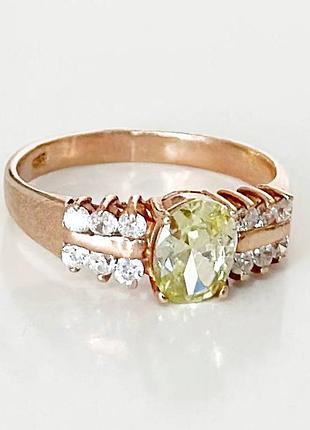 Серебряное кольцо со вставкой фианит