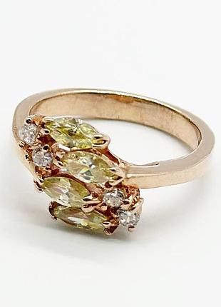 Серебряное кольцо со вставкой фианит
