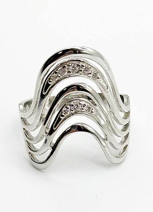 Серебряное кольцо с фианитами, размер 17,0, вес: 3.4 г