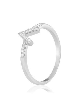 Серебряное кольцо с фианитами, размер 17,0, вес: 1.5 г