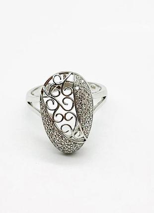 Серебряное кольцо со вставкой фианит