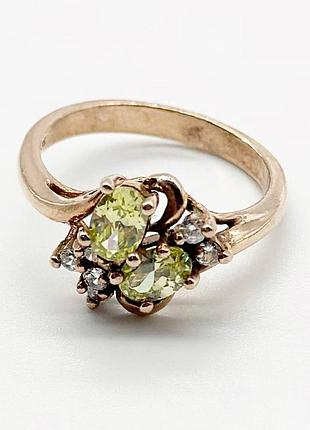 Серебряное кольцо со вставкой фианит