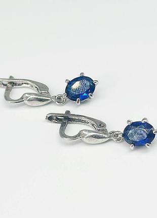 Серебряные серьги с фианитами