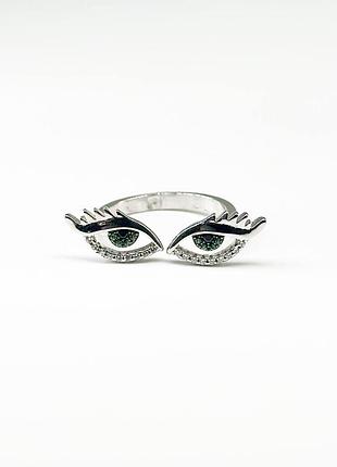 Серебряное кольцо с фианитами, размер 16,5, вес: 2.6 г