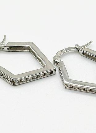 Серебряные серьги с фианитами