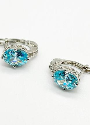 Серебряные серьги с фианитами
