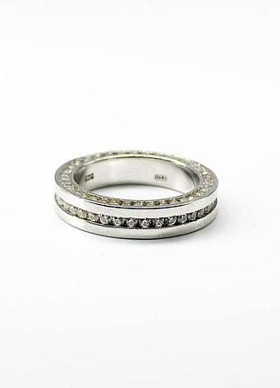 Серебряное кольцо с фианитами, размер 17,0, вес: 6.1 г