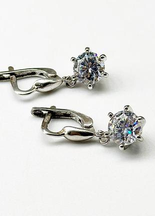 Серебряные серьги с фианитами