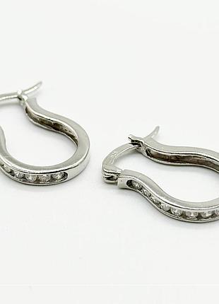Серебряные серьги с фианитами