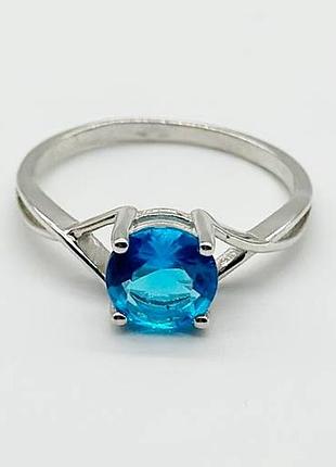 Серебряное кольцо с фианитами, размер 16,0, вес: 1.7 г