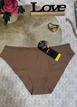 Неймовірні трусики wonderbra