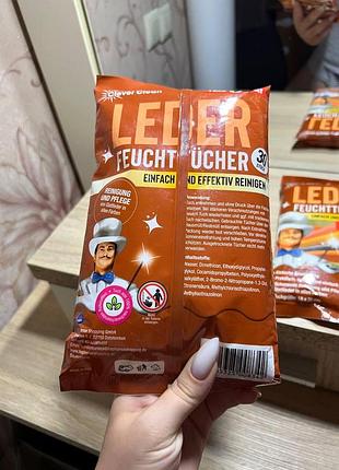 Серветки для догляду за виробами зі шкіри leder feuchttücher