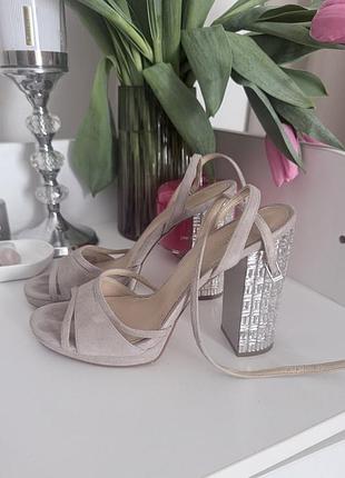 Босоножки на каблуке michael kors 37