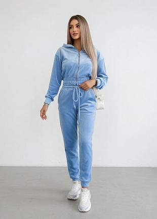 Костюм велюровий