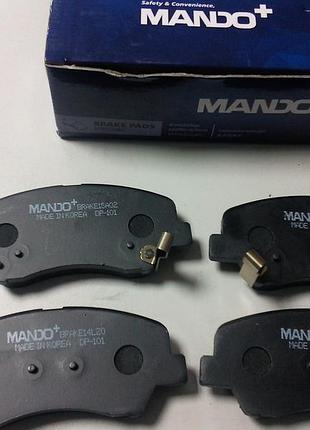 Тормозные колодки передние (mando) на hyundai elantra md, i30 (gd), accent 11-