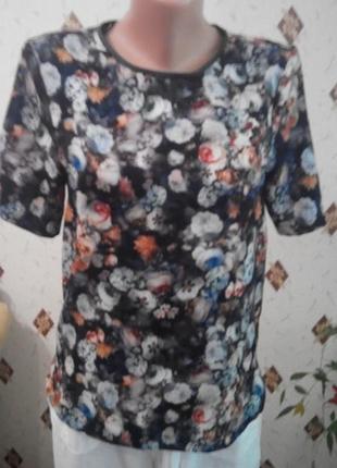 Блуза в квітковий принт zara