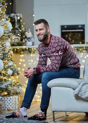 Свитер с оленями ногодний,красивый мужской свитер.