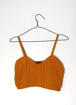 Короткий помаранчевий вʼязаний топ zara