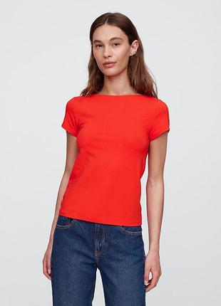 Женская футболка gap с вырезом на спинке