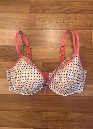 Бьюсгалтер в горошек