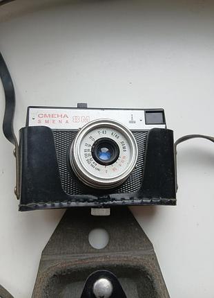 Фотоапарат ссср "смена 8м"